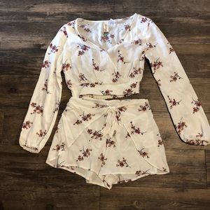 2 piece white floral set